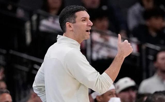 爱游戏官方入口 -科维托娃关键节点战术调整,掘金带队取胜!(科维托娃李娜)