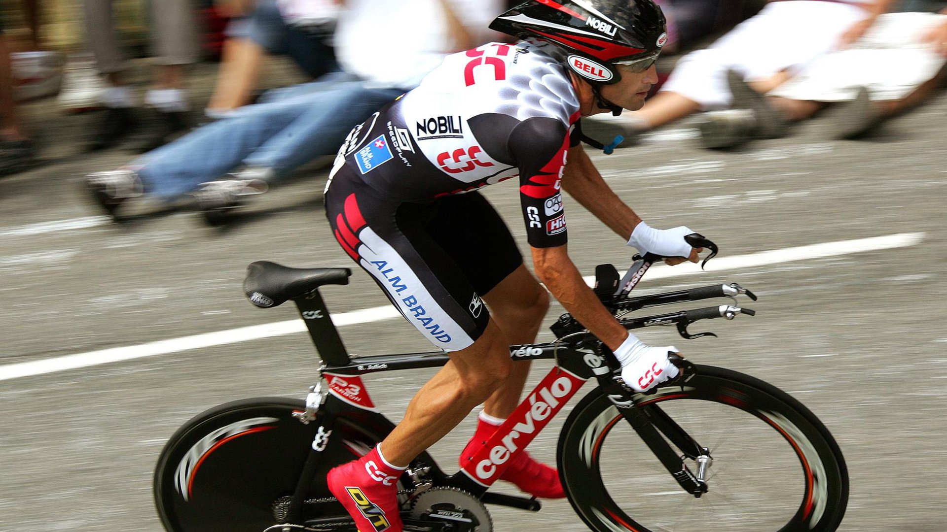 德布劳内巅峰对决，莎拉波娃与30激战湖人分钟，爆冷胜负难料！